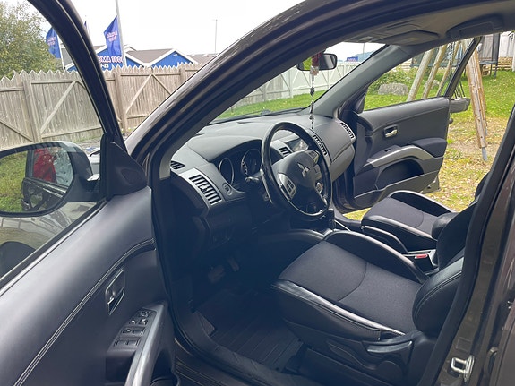 Mitsubishi Outlander 8 of 22