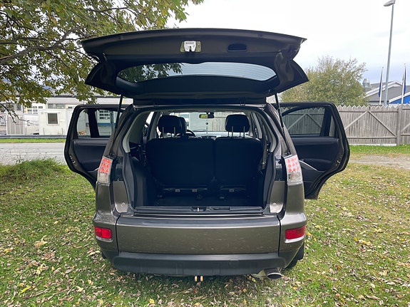 Mitsubishi Outlander 12 of 22