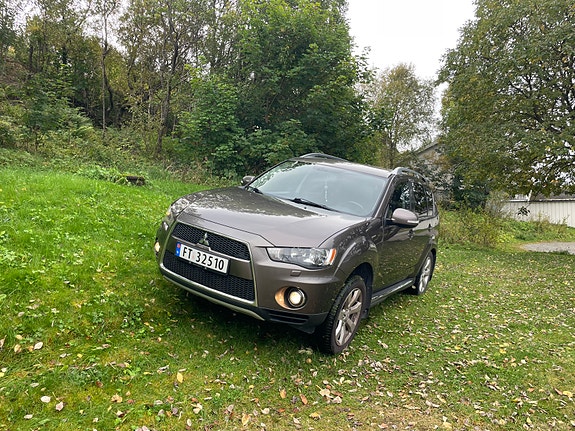 Mitsubishi Outlander 3 of 22
