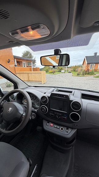 Peugeot Partner 13 of 25