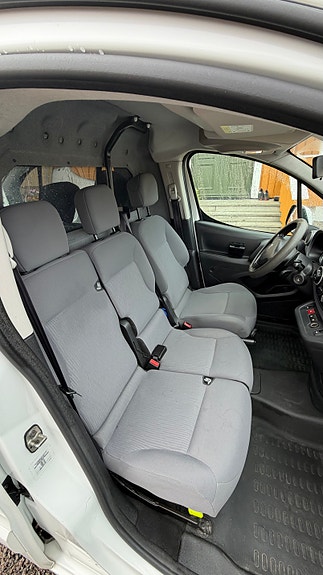Peugeot Partner 18 of 25