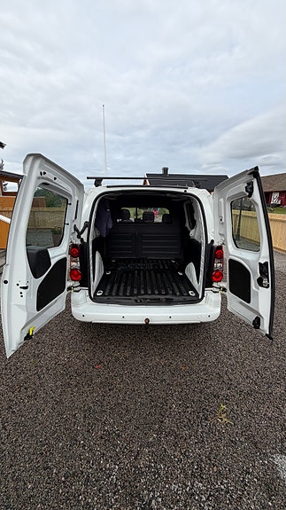 Peugeot Partner 22 of 25