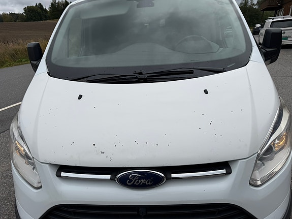 Ford Transit Custom 13 of 15