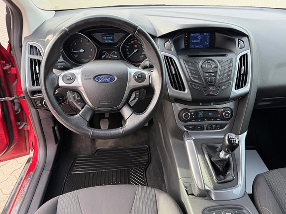 Ford Focus 6 of 11