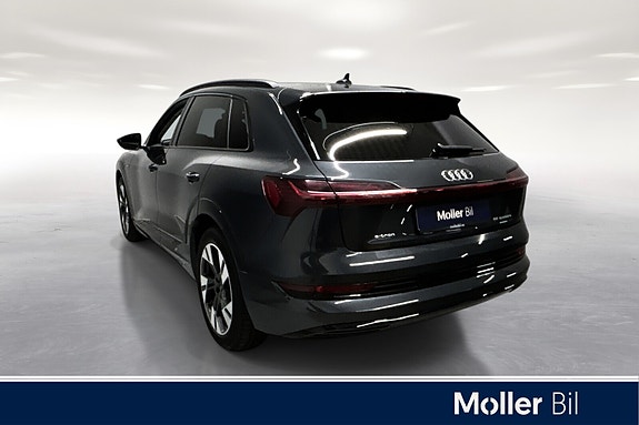 Audi e-tron 7 of 20