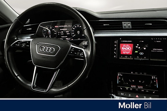 Audi e-tron 14 of 20