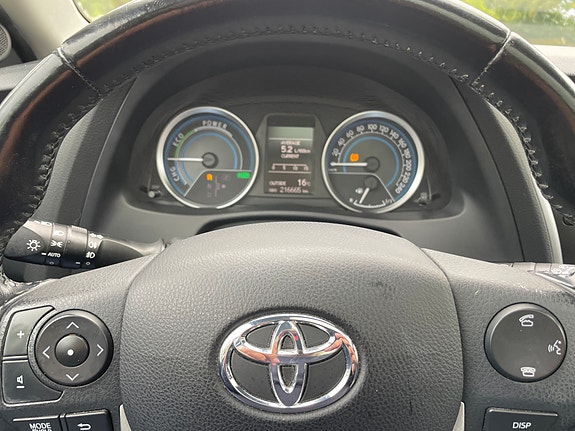 Toyota Auris 16 of 22