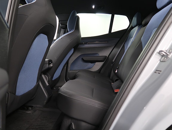 Volvo EX30 21 of 27