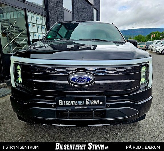 Ford F-150 2 of 21