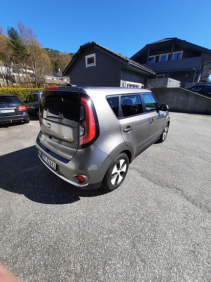 Kia Soul 4 of 11