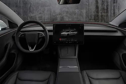 Tesla Model 3 16 of 18