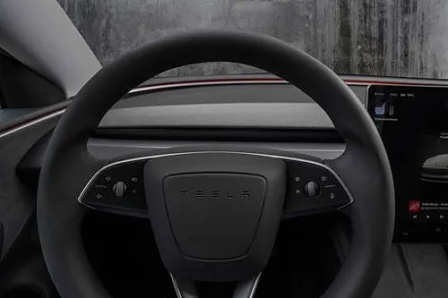Tesla Model 3 9 of 18