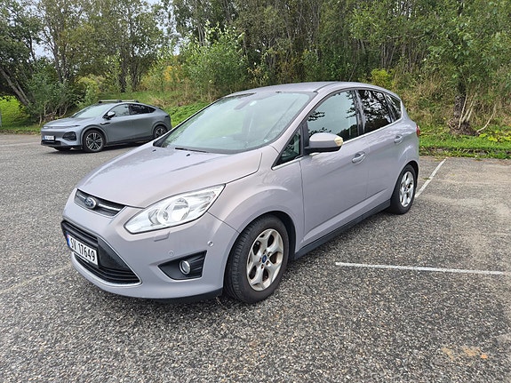 Ford C-Max 3 of 11
