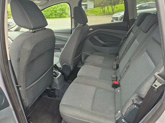 Ford C-Max 9 of 11