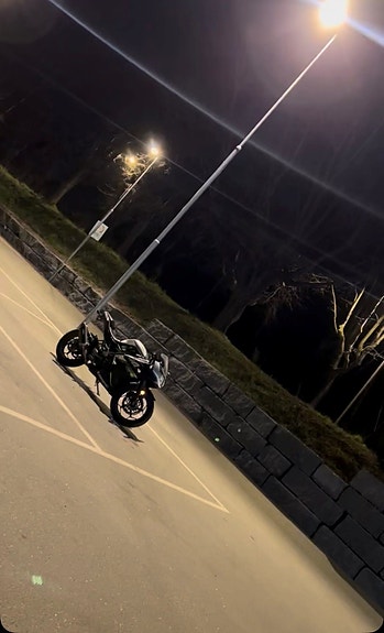Kawasaki Ninja 125 2 of 16
