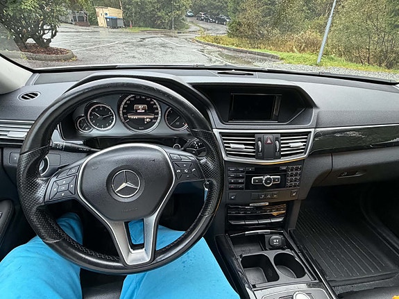 Mercedes-Benz E200 d 9 of 11