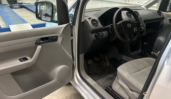Volkswagen Caddy 6 of 9