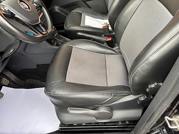 Volkswagen Caddy 9 of 20