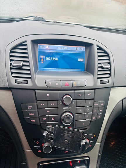 Opel Insignia 2 of 24
