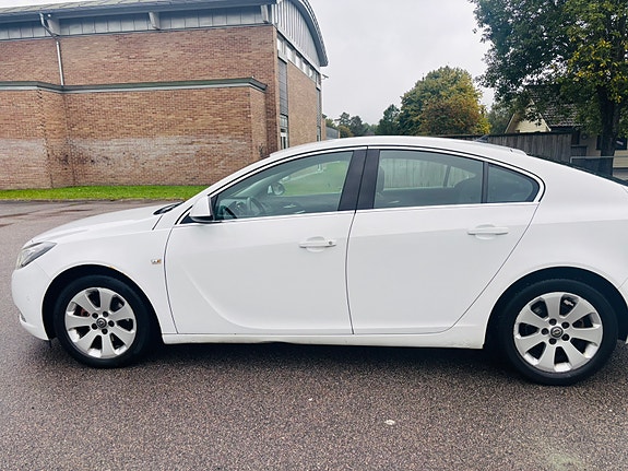 Opel Insignia 9 of 24