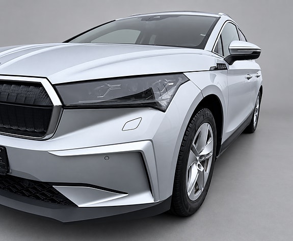 Skoda Enyaq 3 of 26
