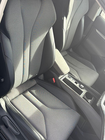 Skoda Enyaq 12 of 26