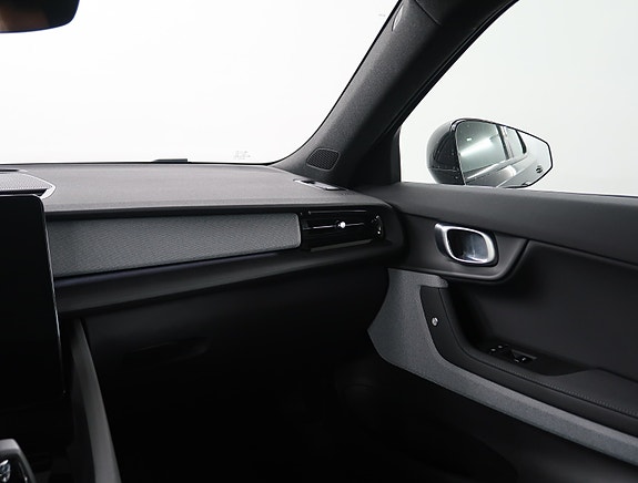 Polestar 2 15 of 18