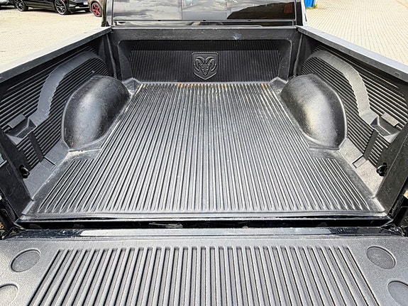 Dodge RAM 1500 10 of 10