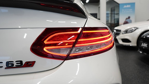 Mercedes-Benz C63 19 of 30