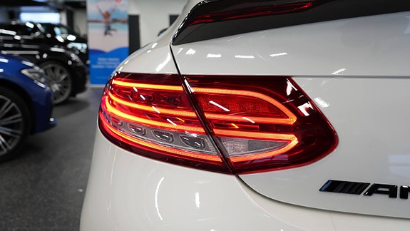 Mercedes-Benz C63 20 of 30