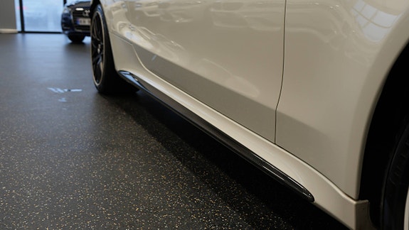 Mercedes-Benz C63 13 of 30