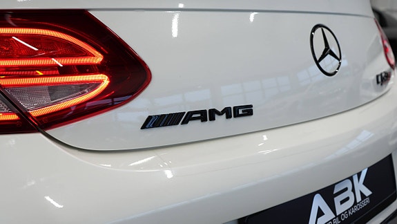 Mercedes-Benz C63 21 of 30