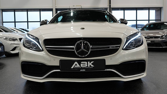 Mercedes-Benz C63 6 of 30