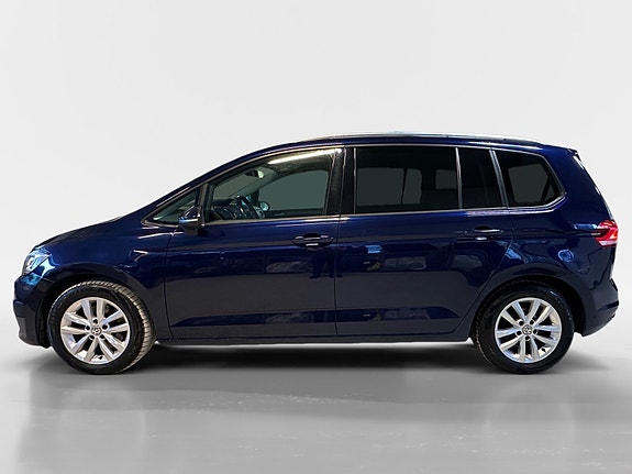 Volkswagen Touran 4 of 30