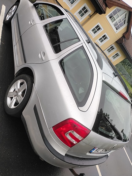 Skoda Octavia 2 of 2