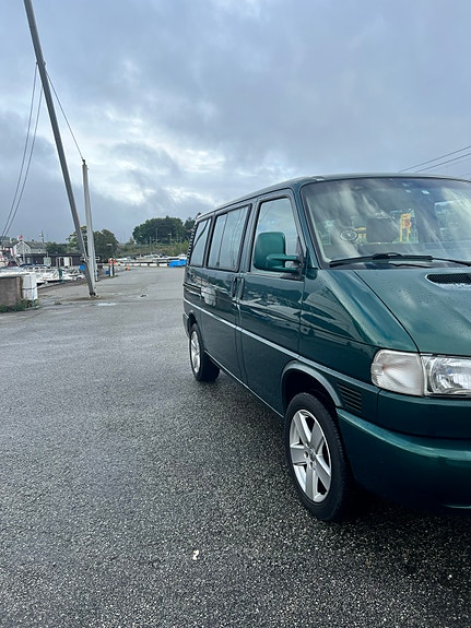 Volkswagen Caravelle 12 of 30