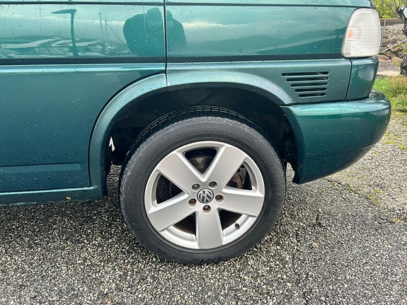 Volkswagen Caravelle 3 of 30