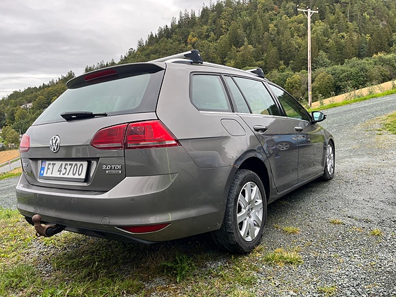 Volkswagen Golf VII 2 of 14