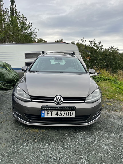 Volkswagen Golf VII 4 of 14