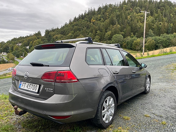 Volkswagen Golf VII 3 of 14