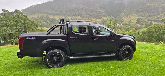 Isuzu D-max 3 of 23