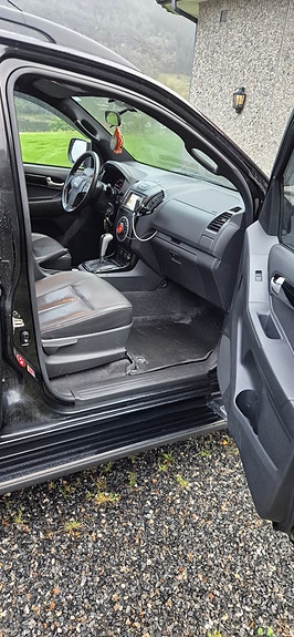 Isuzu D-max 19 of 23