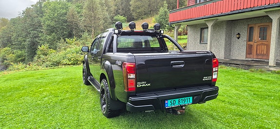 Isuzu D-max 8 of 23