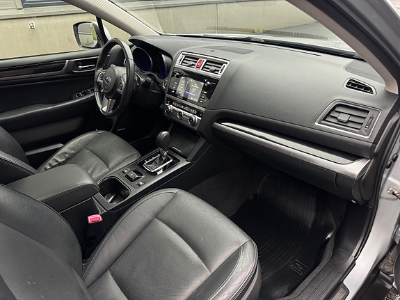Subaru Outback 16 of 30