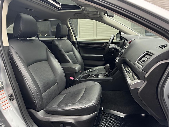 Subaru Outback 17 of 30