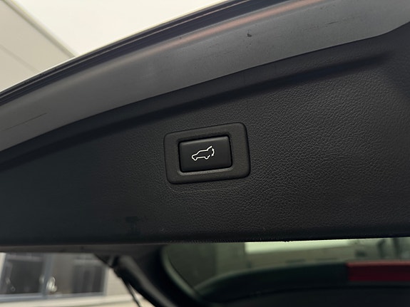 Subaru Outback 22 of 30