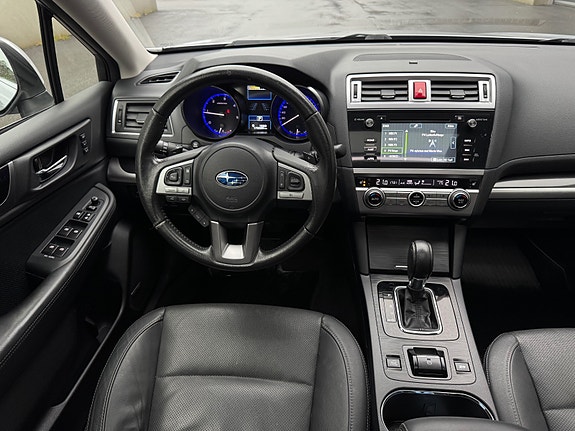 Subaru Outback 23 of 30