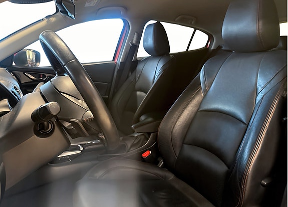 Mazda 3 13 of 19