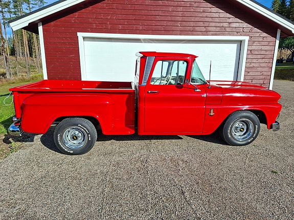 Chevrolet C10 2 of 10