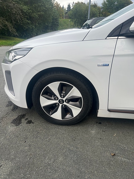 Hyundai IONIQ 5 of 11
